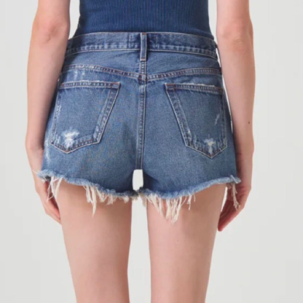 Agolde PARKER VINTAGE CUT OFF SHORT IN DARK SWAPMEET in size 29 - Picture 3 of 14